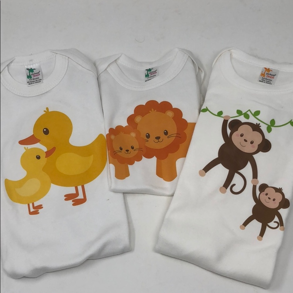 New 0-6 M Animal Baby clothing by Laughing Giraffe
